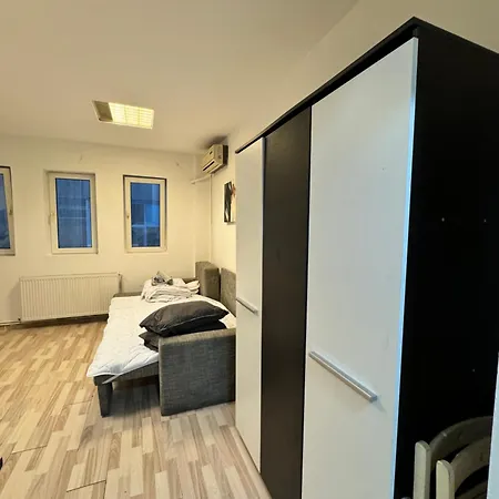 Heart Of Old Town Studio By Chr Luxury Property